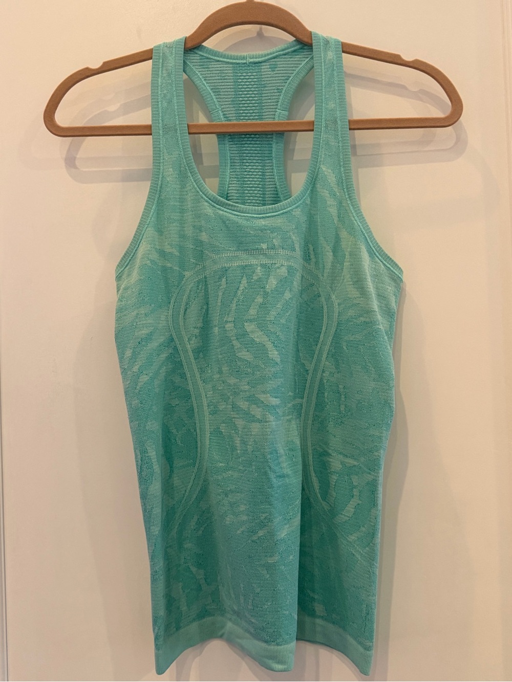 Lululemon Swiftly Tech race tank top racerback heathered Bali breeze blue green